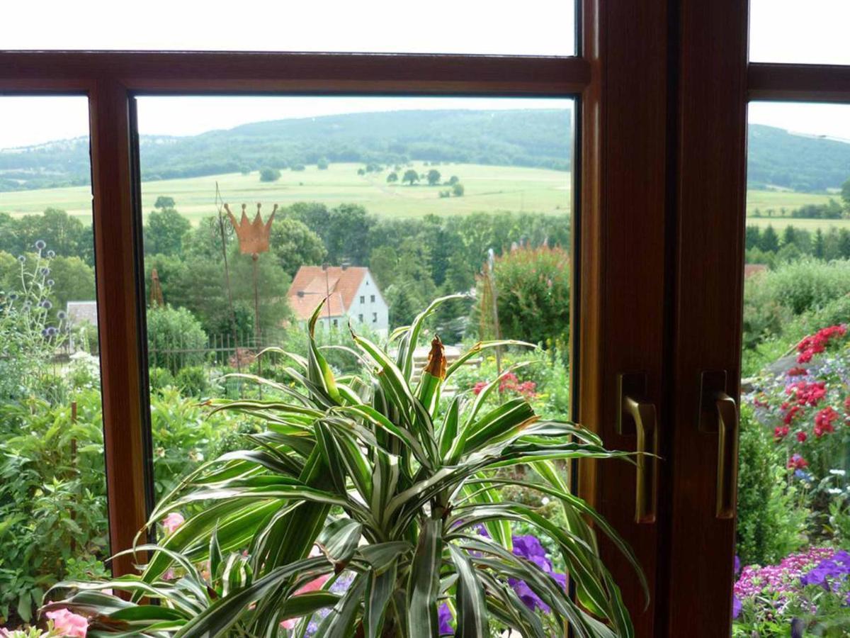 Ferienwohnung Stirnbergblick 부스텐사흐센 외부 사진