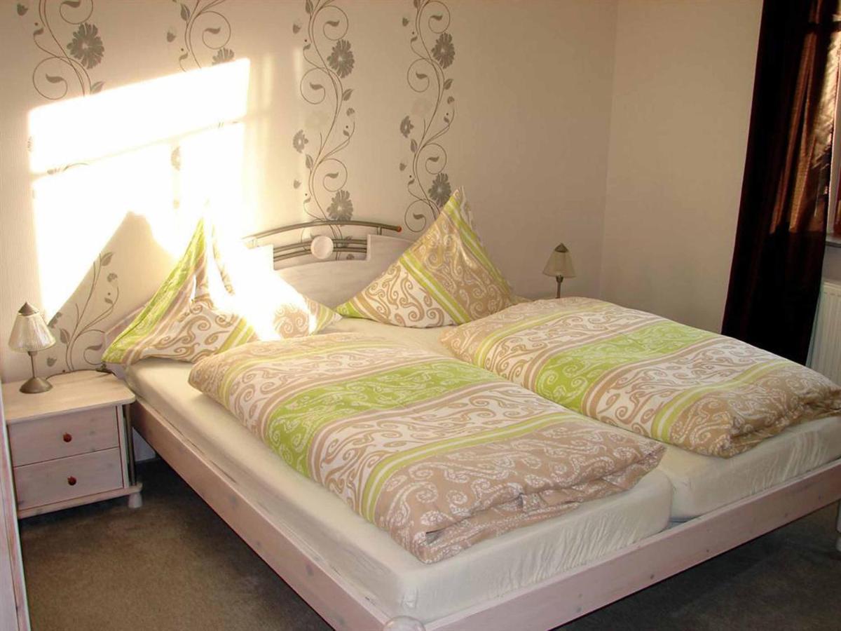 Ferienwohnung Stirnbergblick 부스텐사흐센 외부 사진