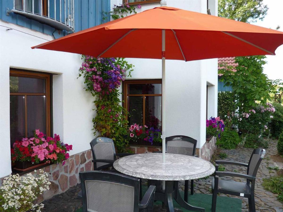 Ferienwohnung Stirnbergblick 부스텐사흐센 외부 사진