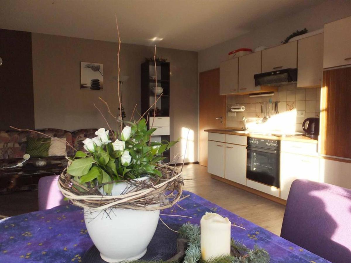 Ferienwohnung Stirnbergblick 부스텐사흐센 외부 사진