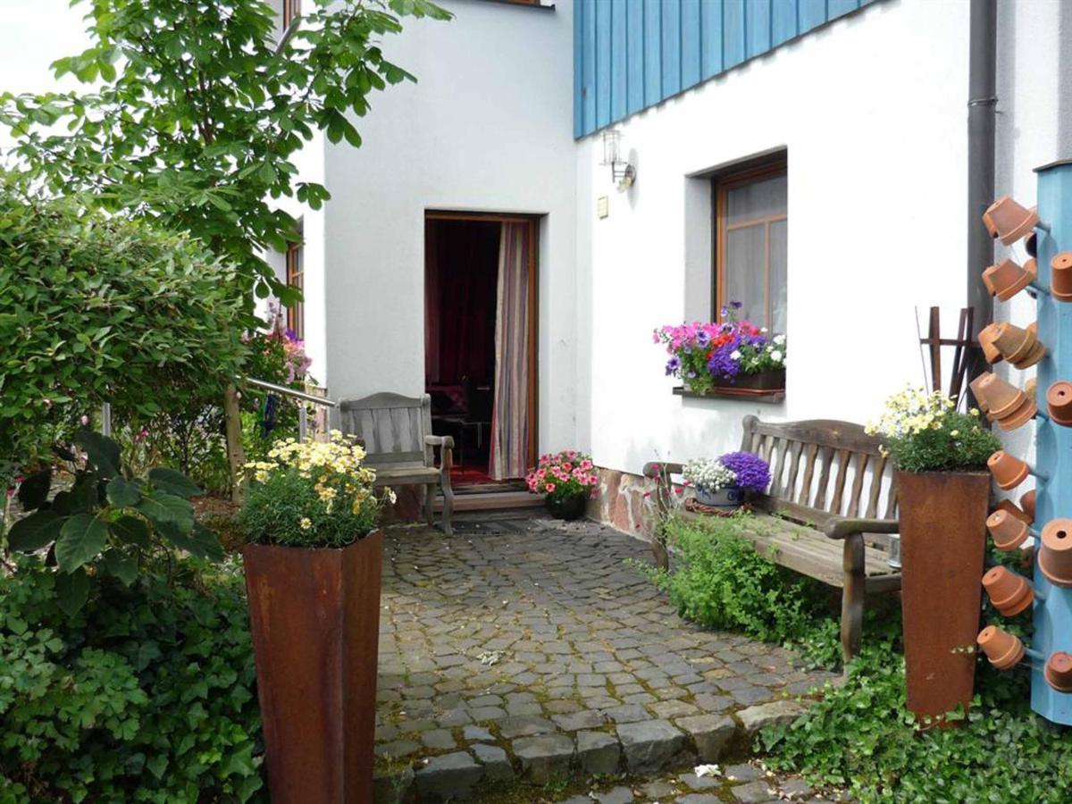 Ferienwohnung Stirnbergblick 부스텐사흐센 외부 사진